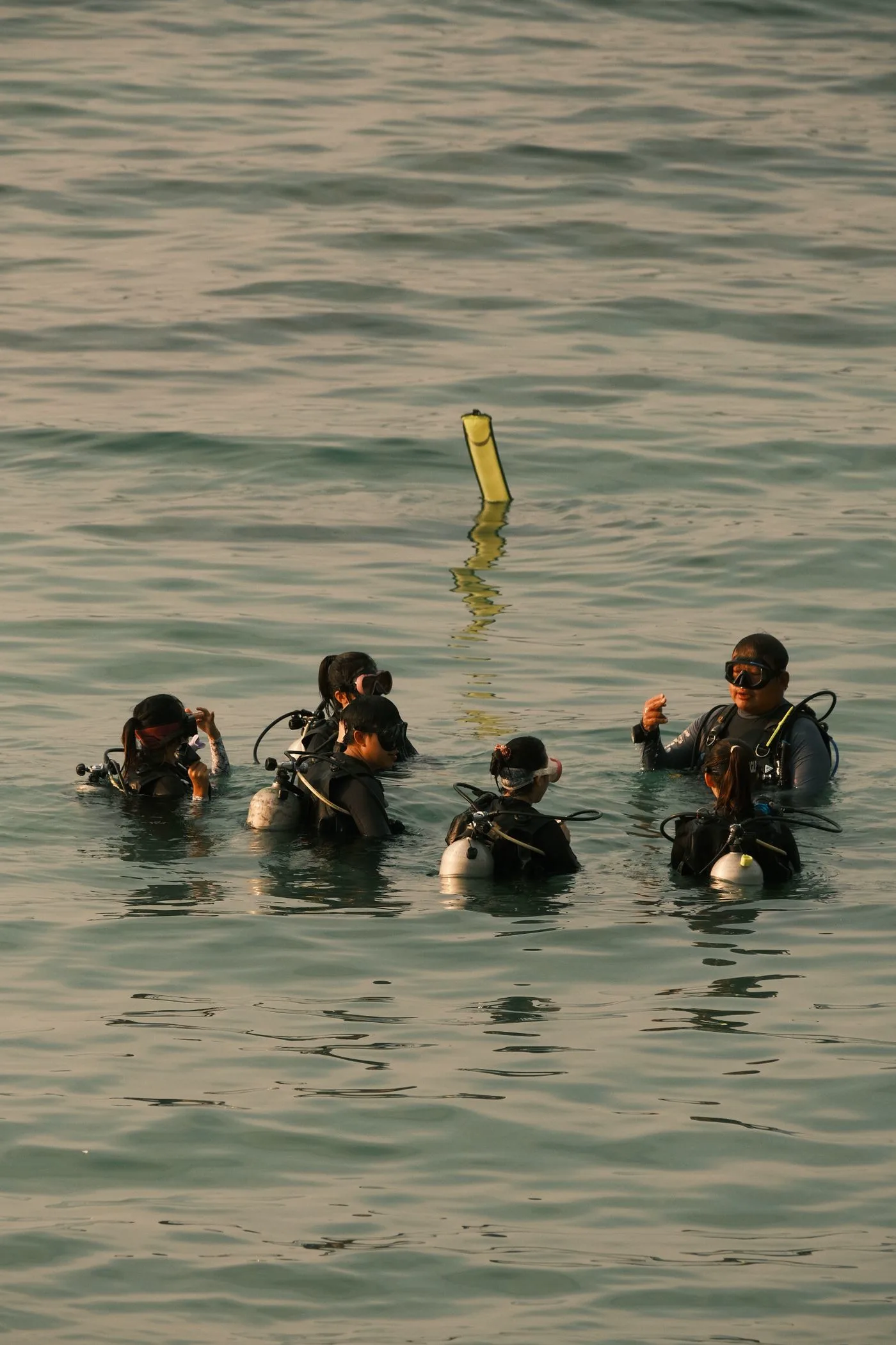 PADI Divemaster Course Program — Diving di Gili Trawangan