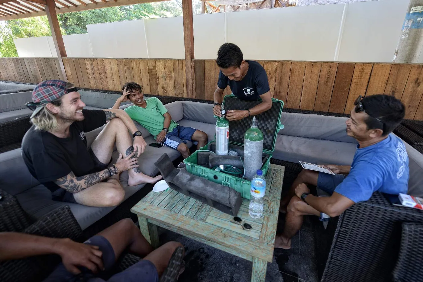 Emergency First Response (EFR) — Diving di Gili Trawangan
