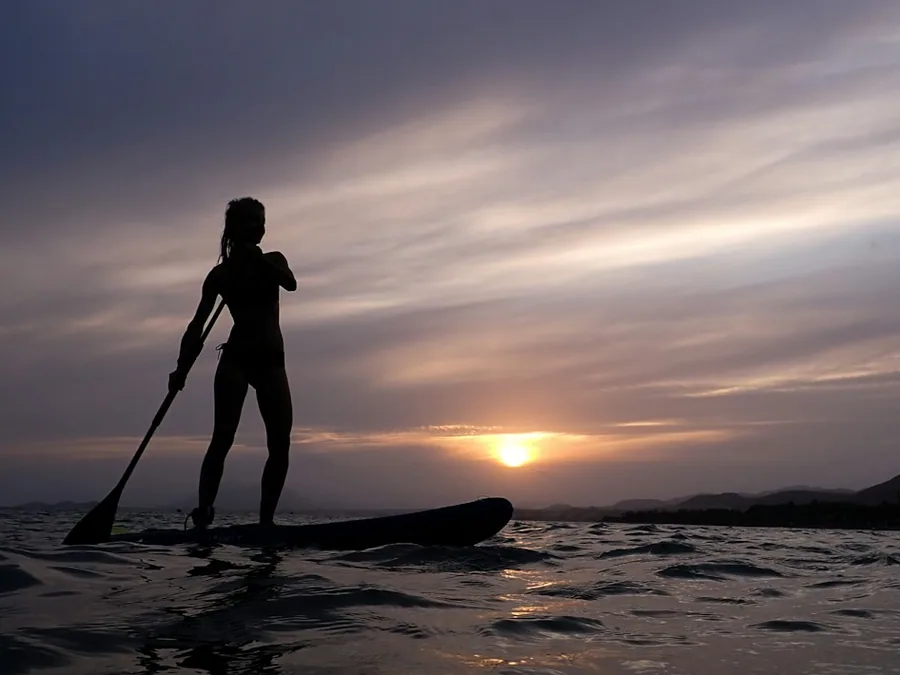 SUP Sunset Tour 1,5 Jam — Watersport di Gili Trawangan