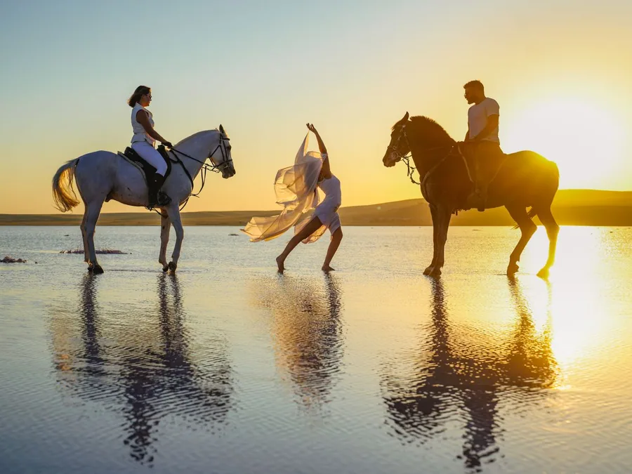 Horse Riding Sunset Sharing — Horse Riding di Gili Trawangan