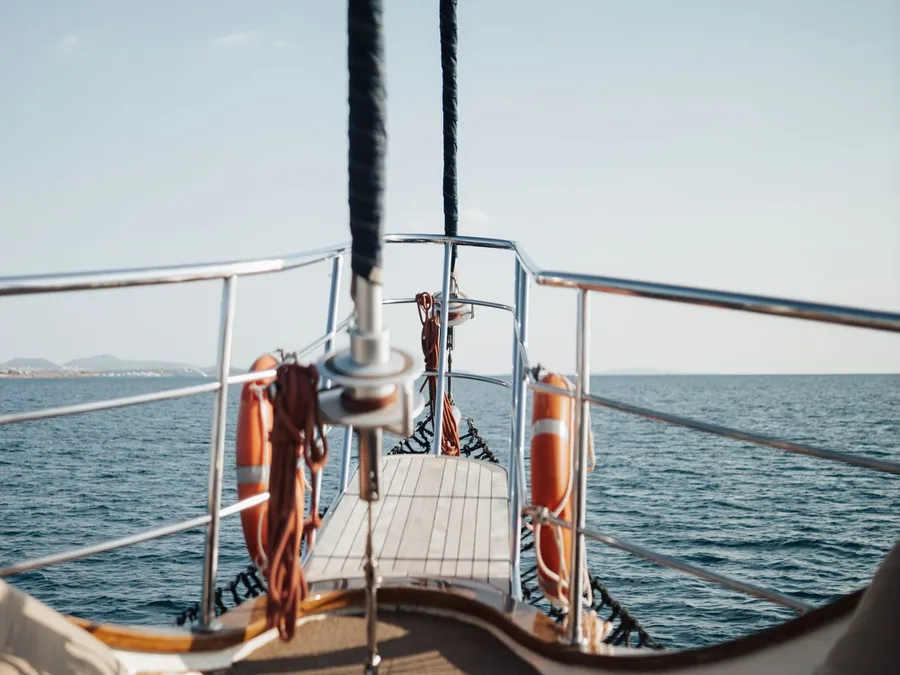 Komodo 3H2M Liveaboard — Komodo Tour di Gili Trawangan