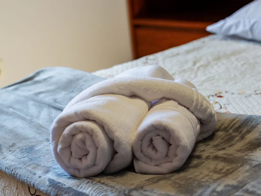 Laundry Hotel 10 kg + Antar Jemput — Laundry di Gili Trawangan