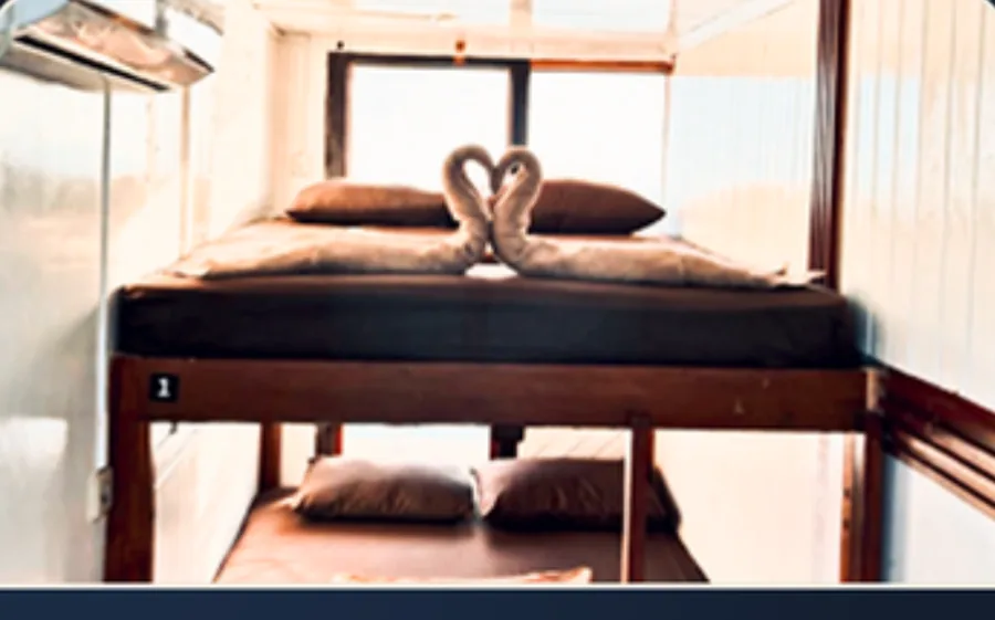 Bunk Bed Double — Komodo Tour di Gili Trawangan