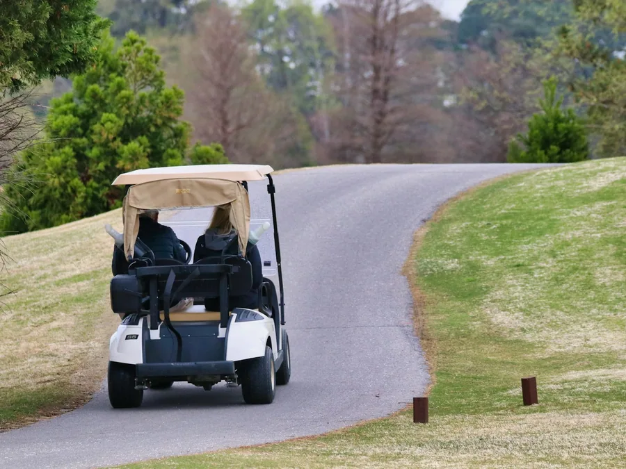 Golf Car 12 Jam — Rent di Gili Trawangan